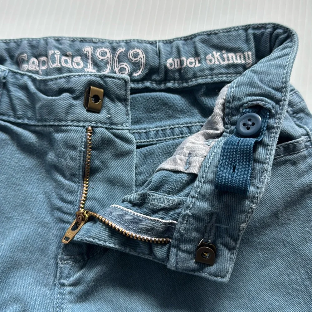 GapKids 1969 Super skinny blue gray jeans.  Size 8